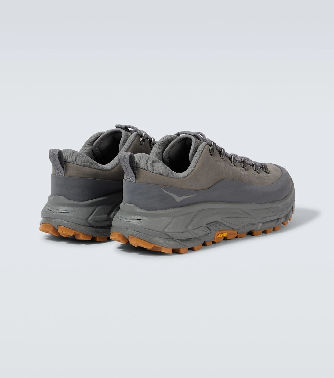 Hoka One One - حذاء رياضي Tor Summit بتفاصيل جلدية