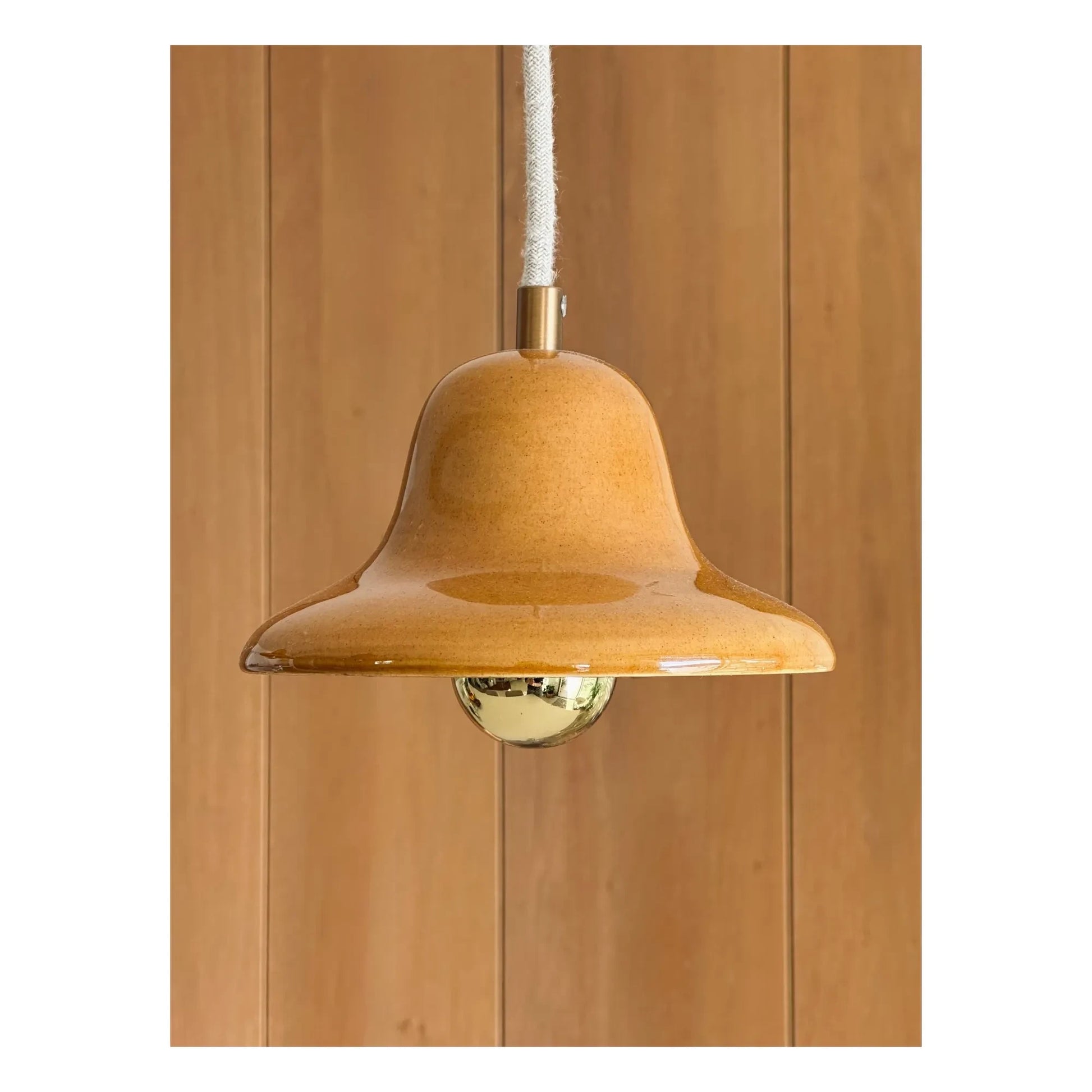 Masamé - Gigaro hanging lamp | Honey