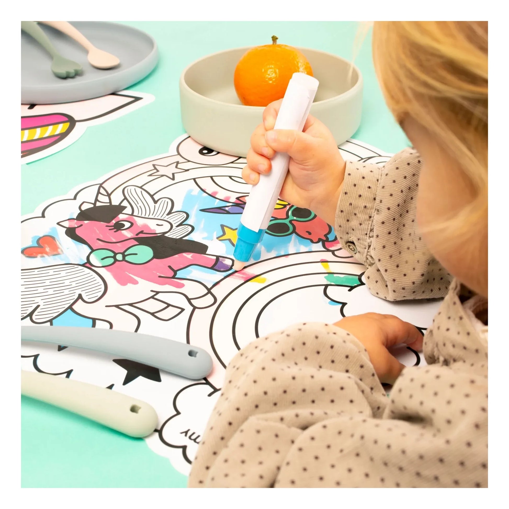Omy - Magic coloring placemat