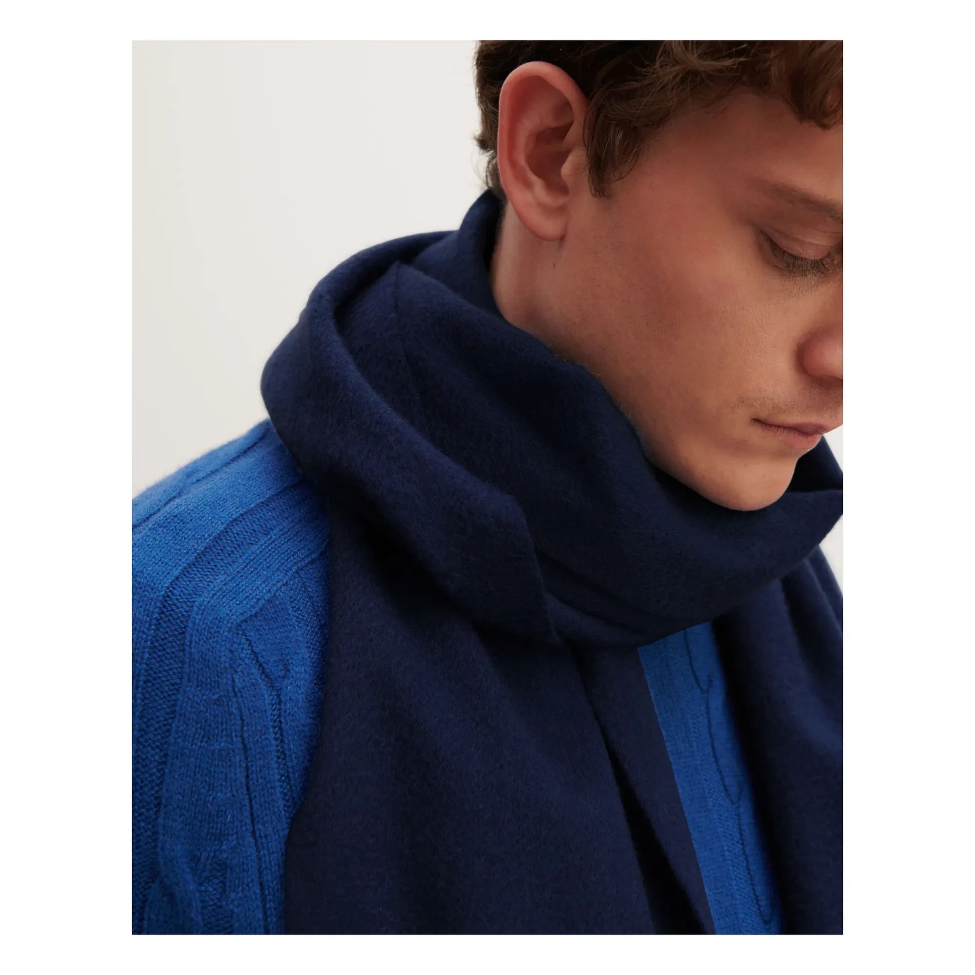 Bompard - Classic EB Cashmere Scarf | Navy blue