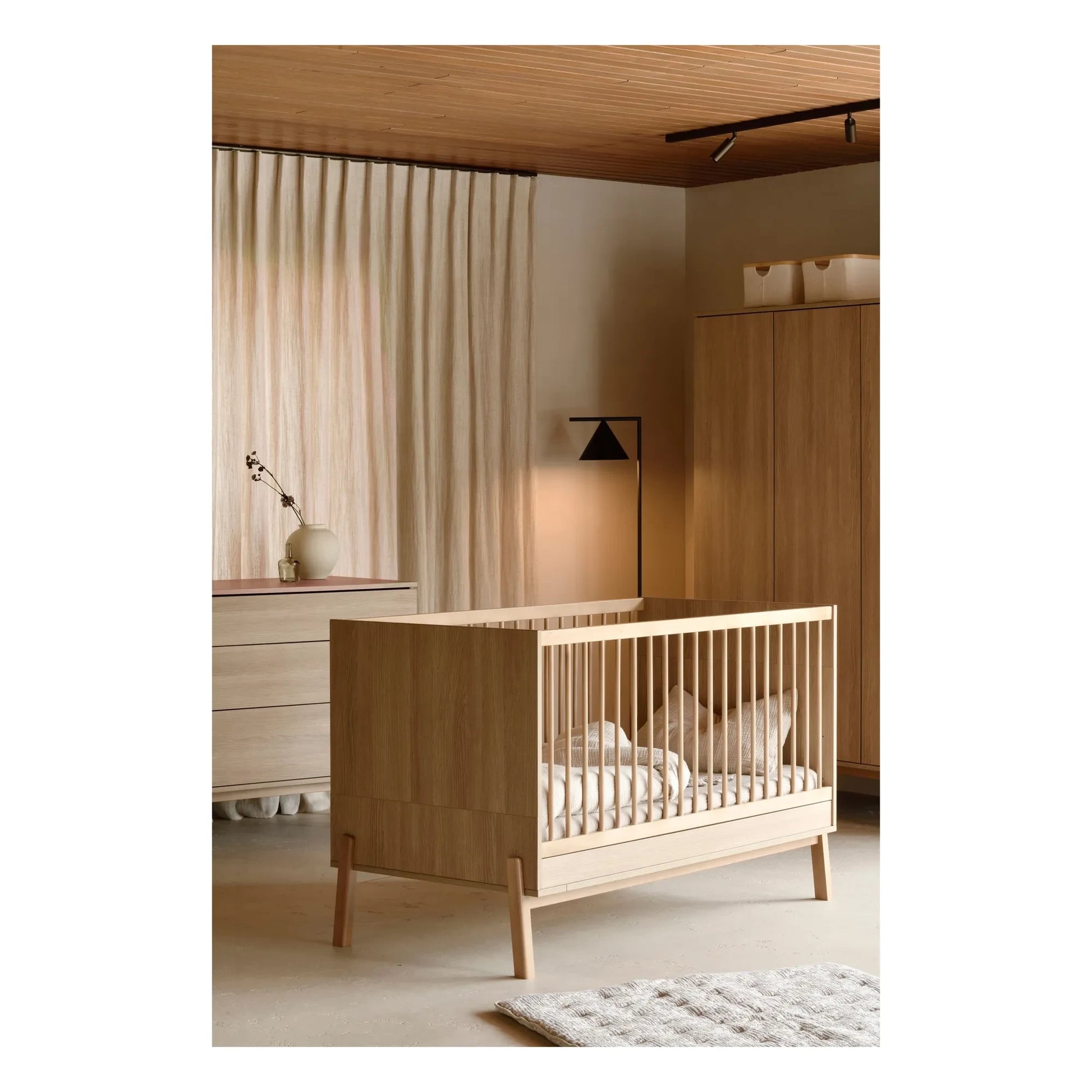 Quax - Ashi cot bed 70x140 cm | Honey