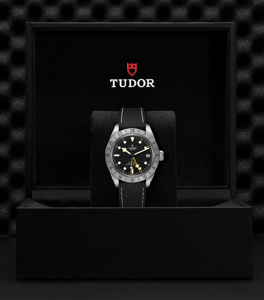 Black Bay Pro Stainless Steel Watch 39mm