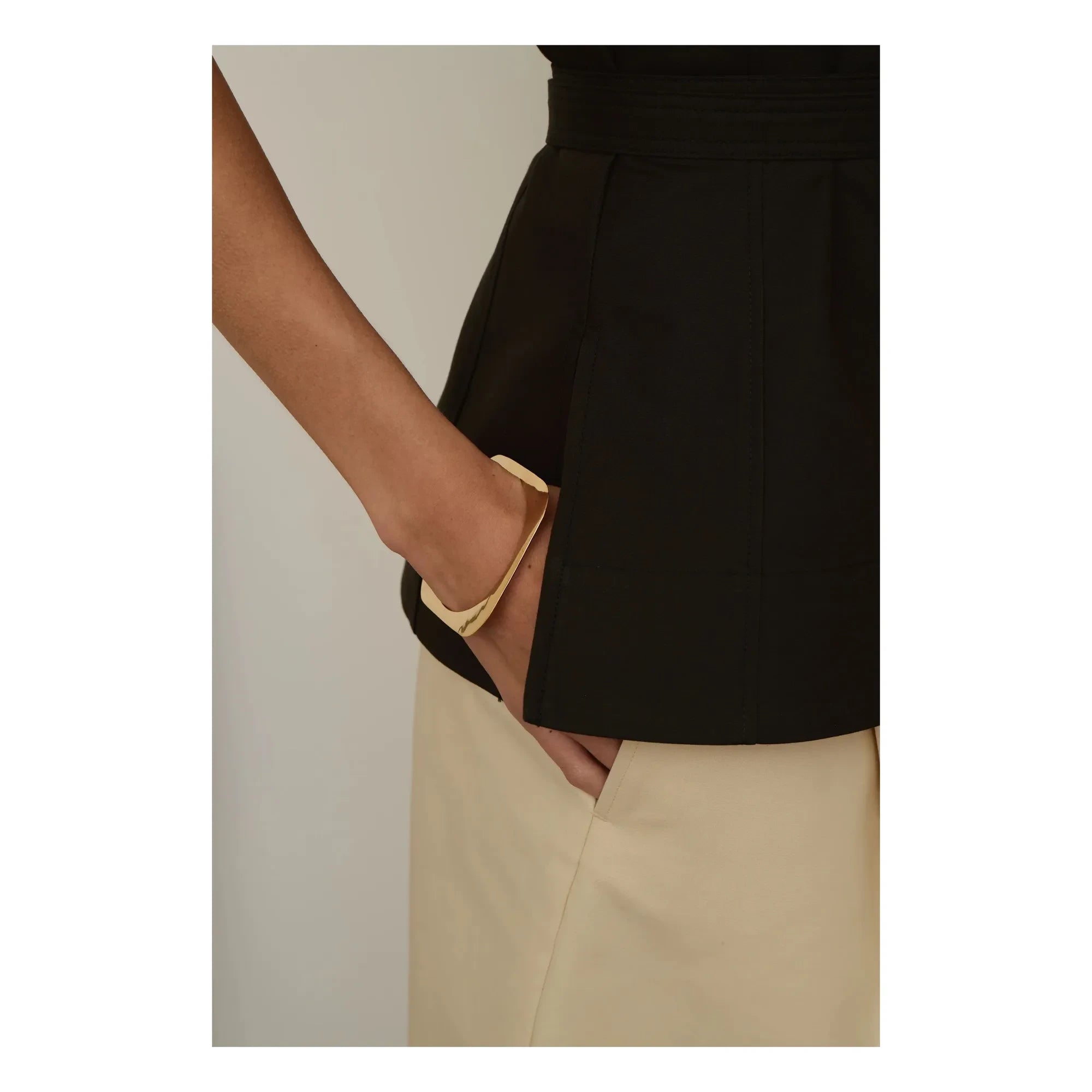 Soeur - Square Flat Bracelet | Gold