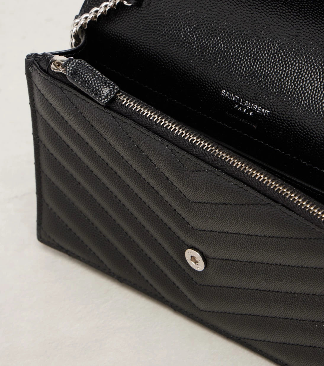 Saint Laurent - Cassandre Envelope Small leather wallet on chain