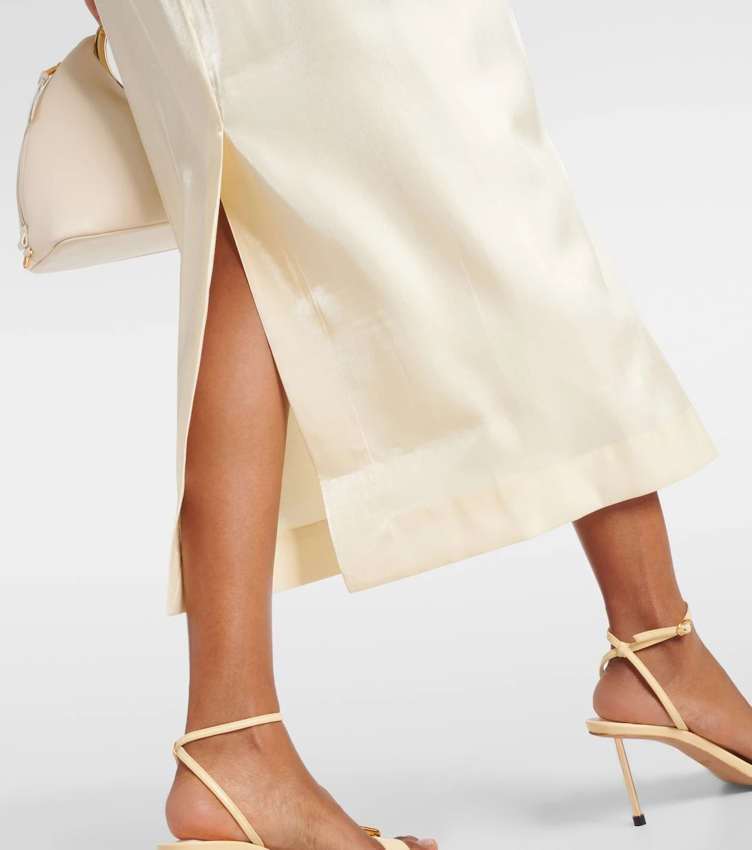 Jacquemus - La Robe Carino satin midi dress