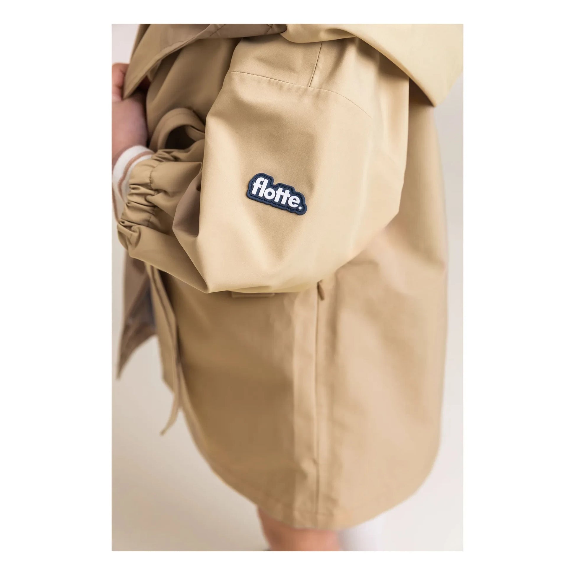 Flotte - Richelito waterproof windbreaker | Sand