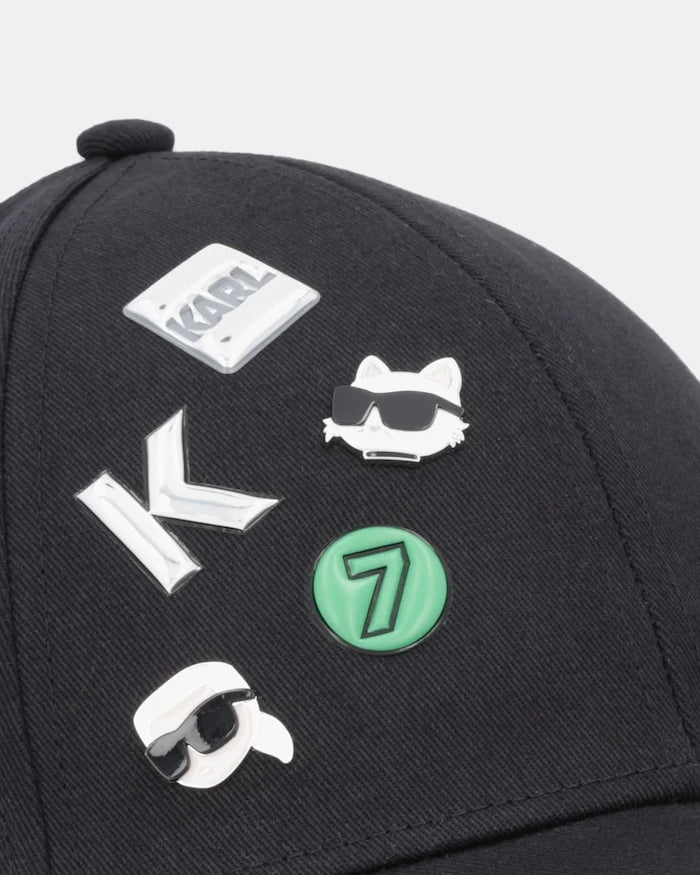 Памучна шапка с козирка Karl Lagerfeld IKON