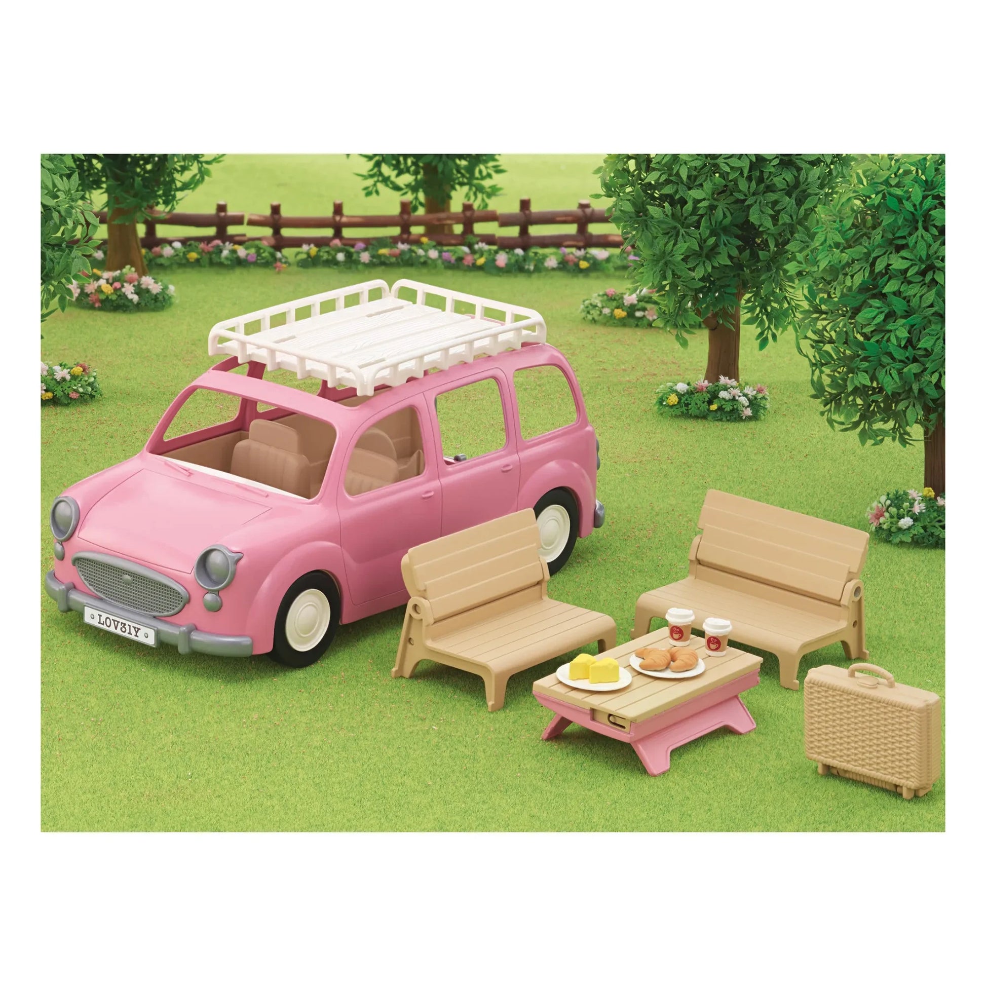 Sylvanian Families - Pink Minivan and Picnic Set