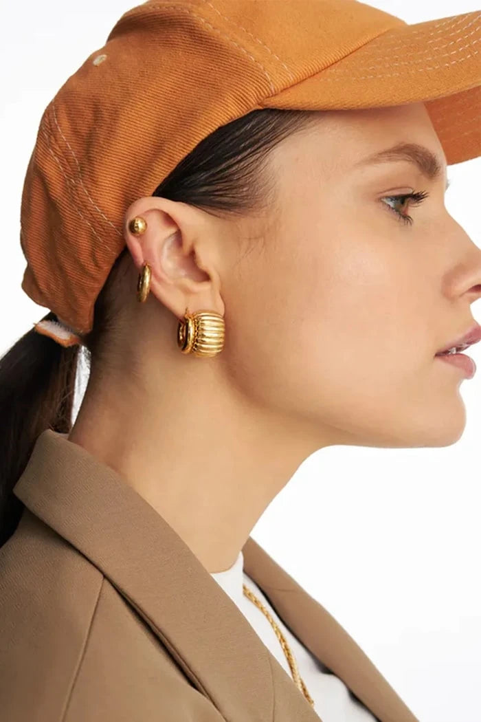 Pozlanmış gümüşten kadın küpeleri Bott Earrings