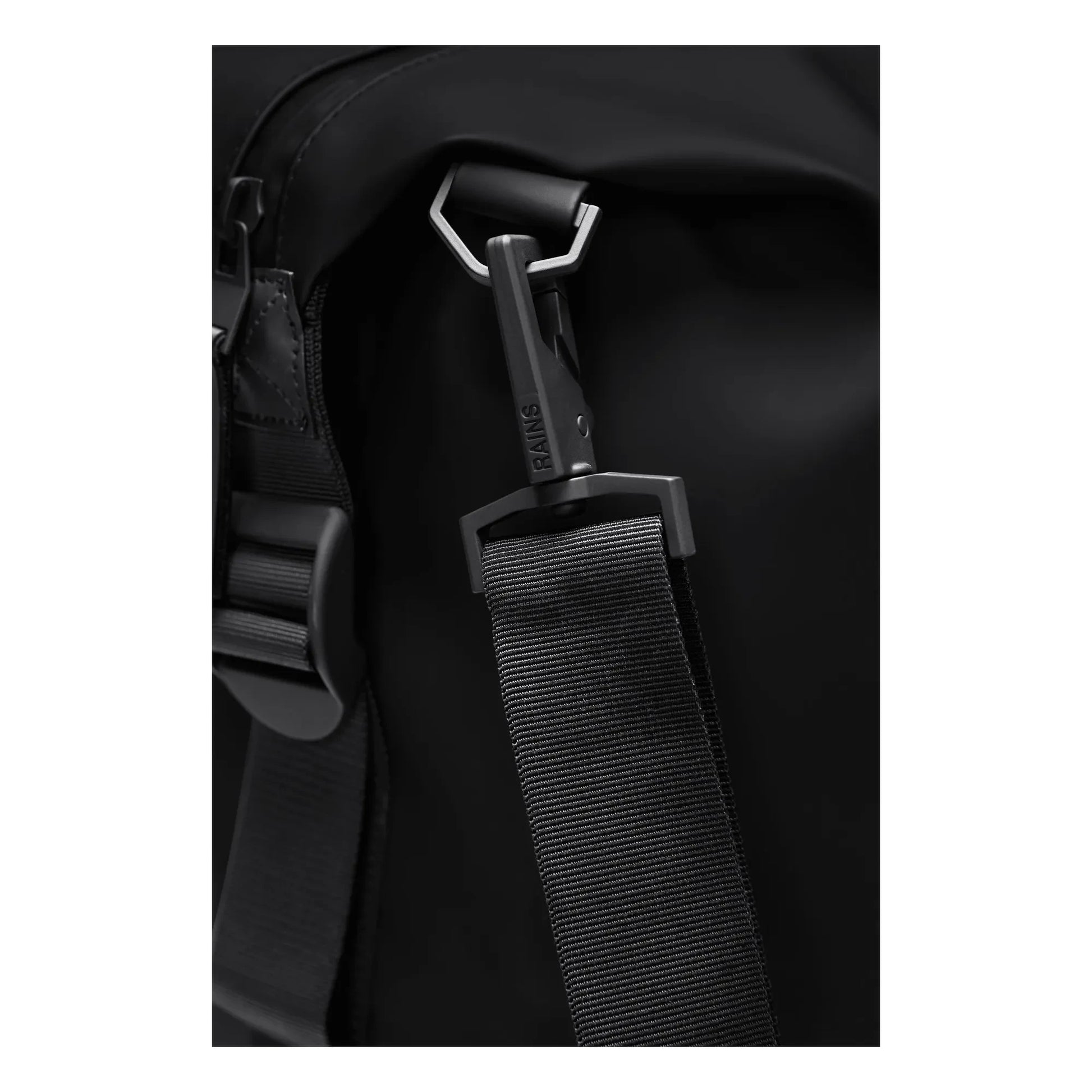 Rains - Hilo W3 Small Weekend Bag | Black