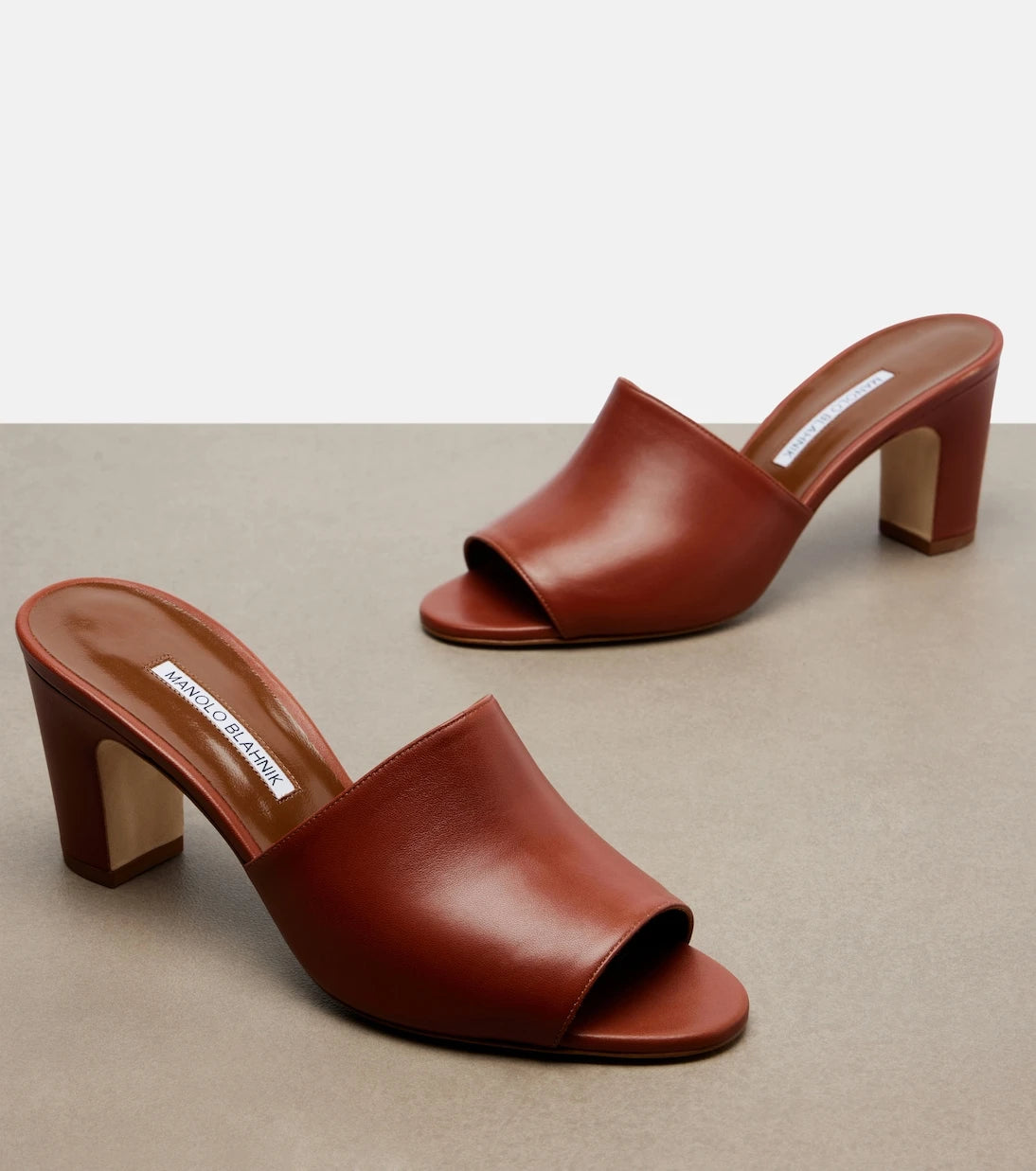 Manolo Blahnik - Rapalla leather mules