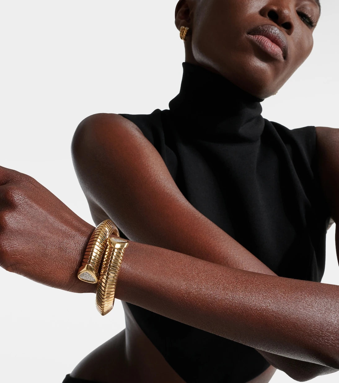 Marina B - Trisola 18kt gold cuff bracelet with diamonds