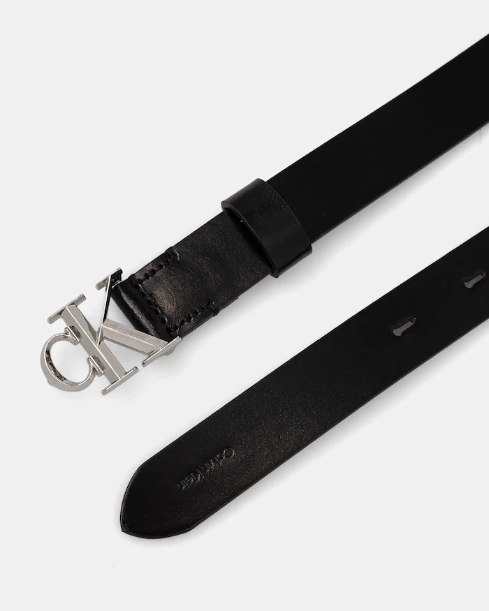 Calvin Klein kadın kemeri