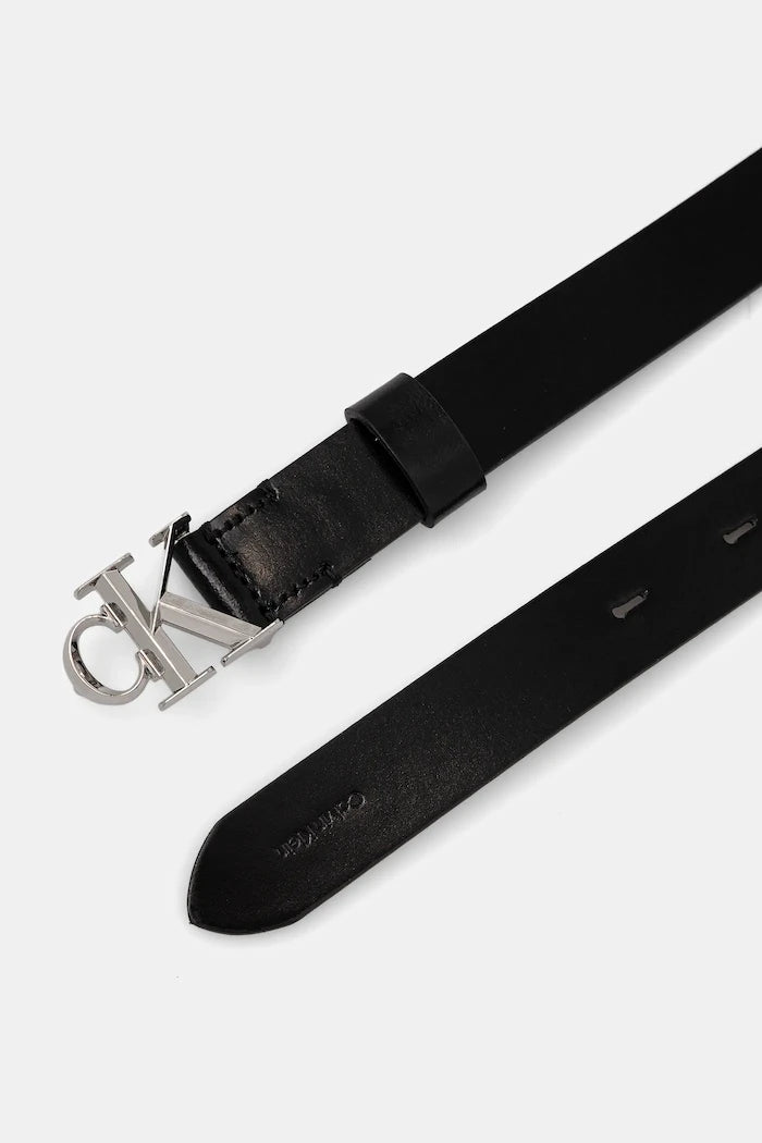 Calvin Klein kadın kemeri