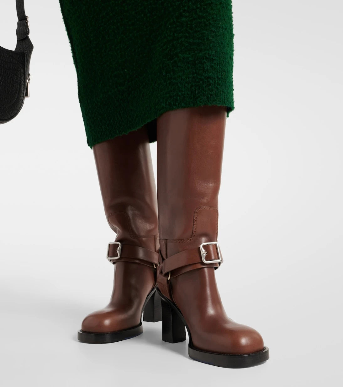 Burberry - 100 leather knee-high boots