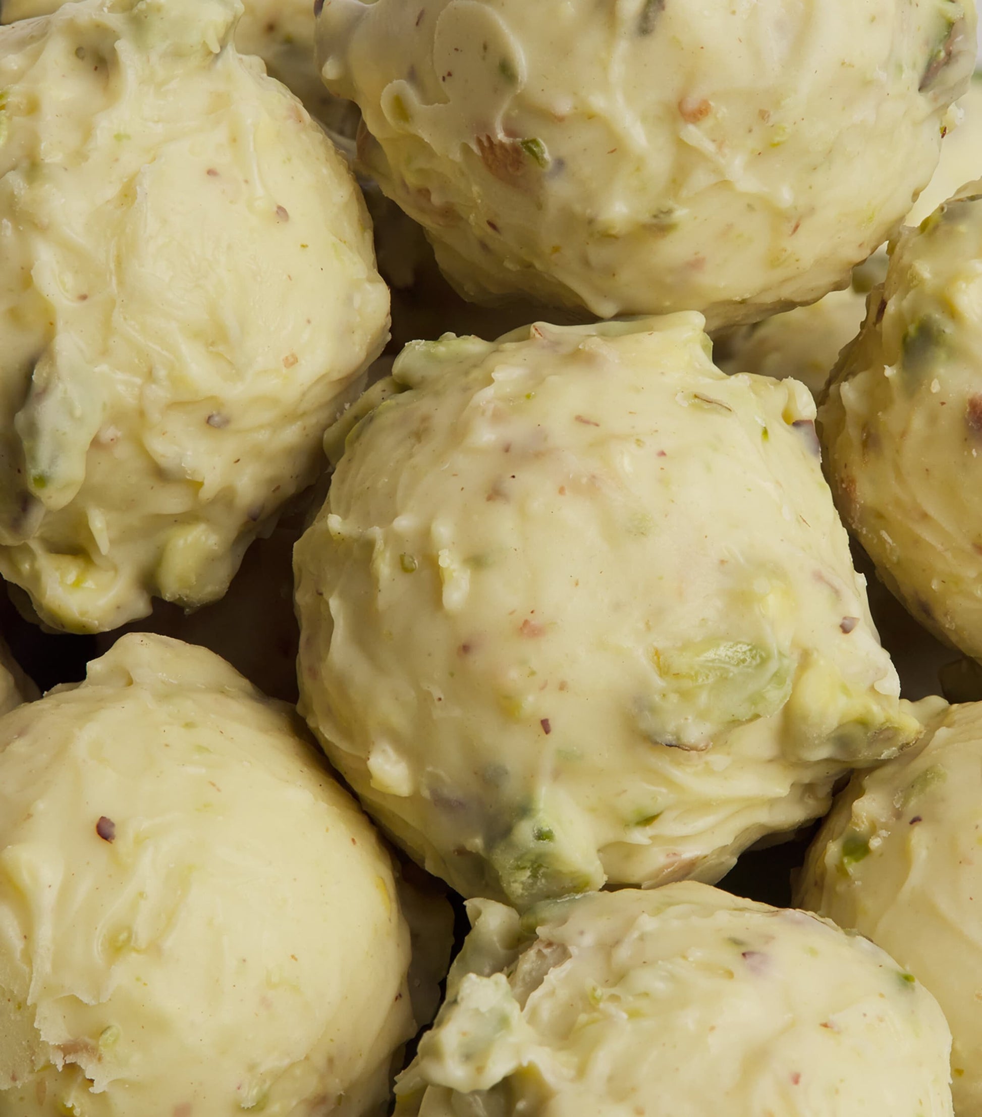 15-Piece Pistachio Truffles (200g)