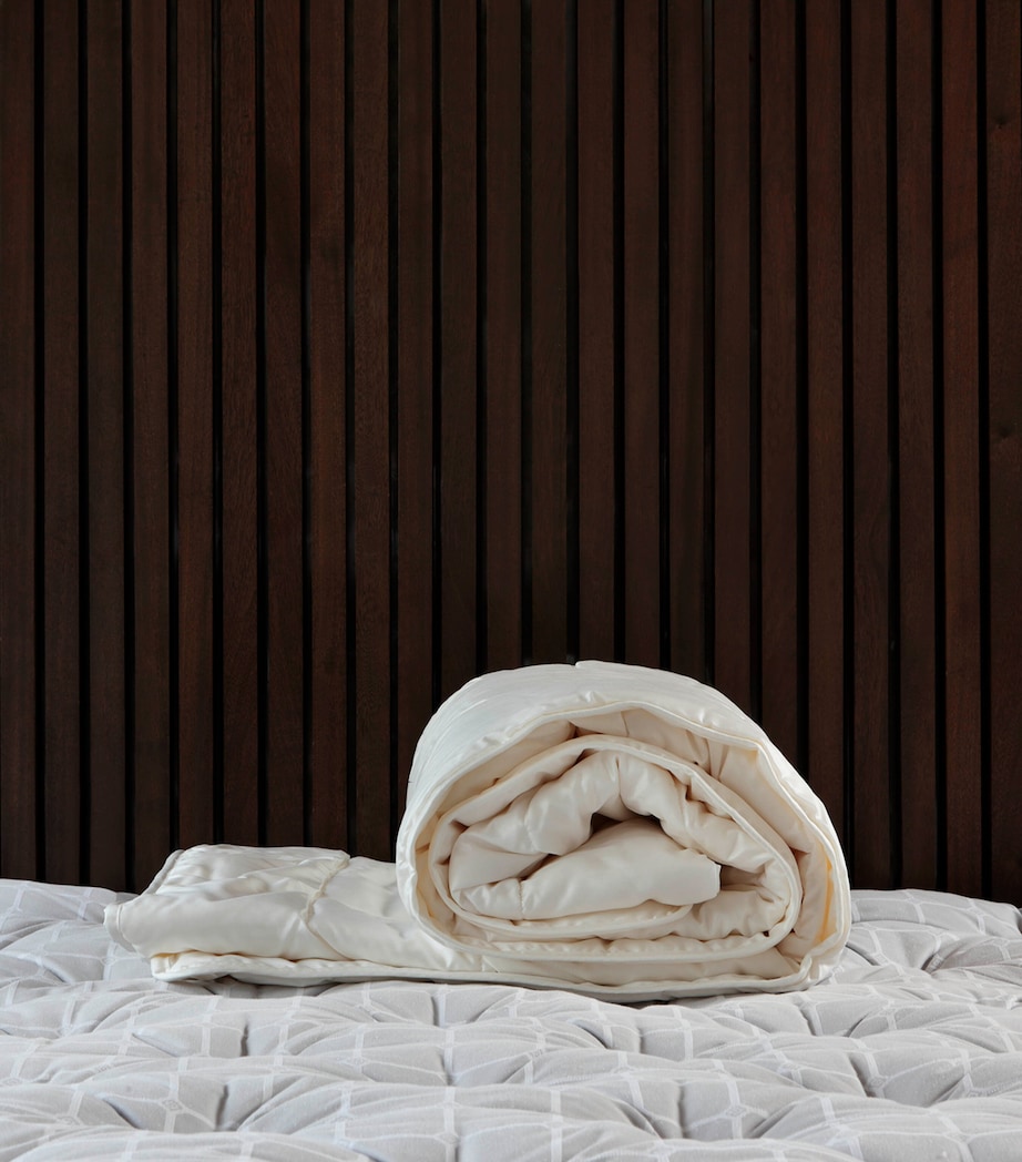 King Silk Duvet (4.5 Tog)