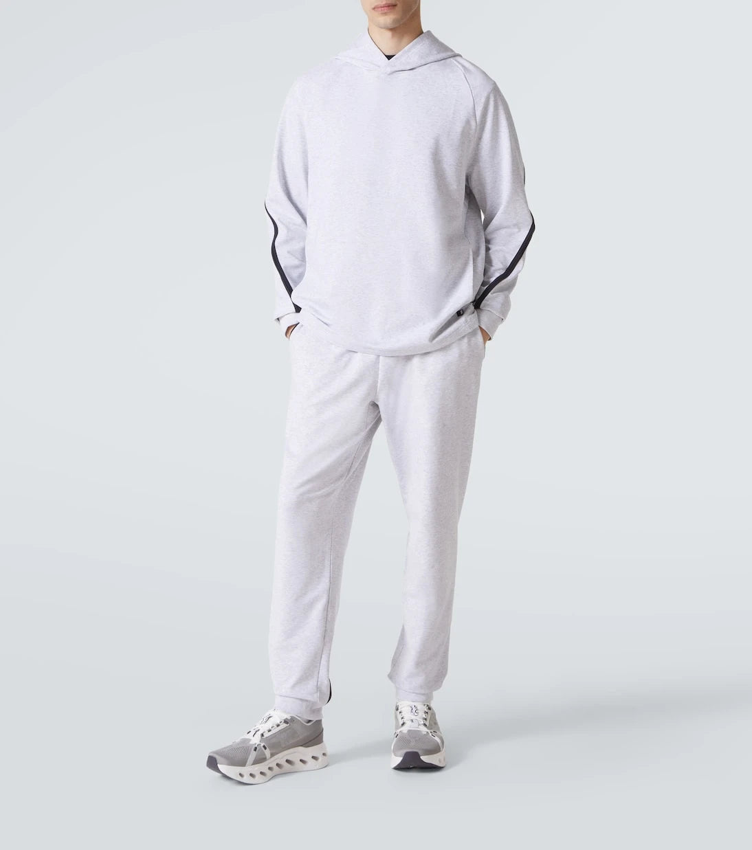 On - Studio hoodie