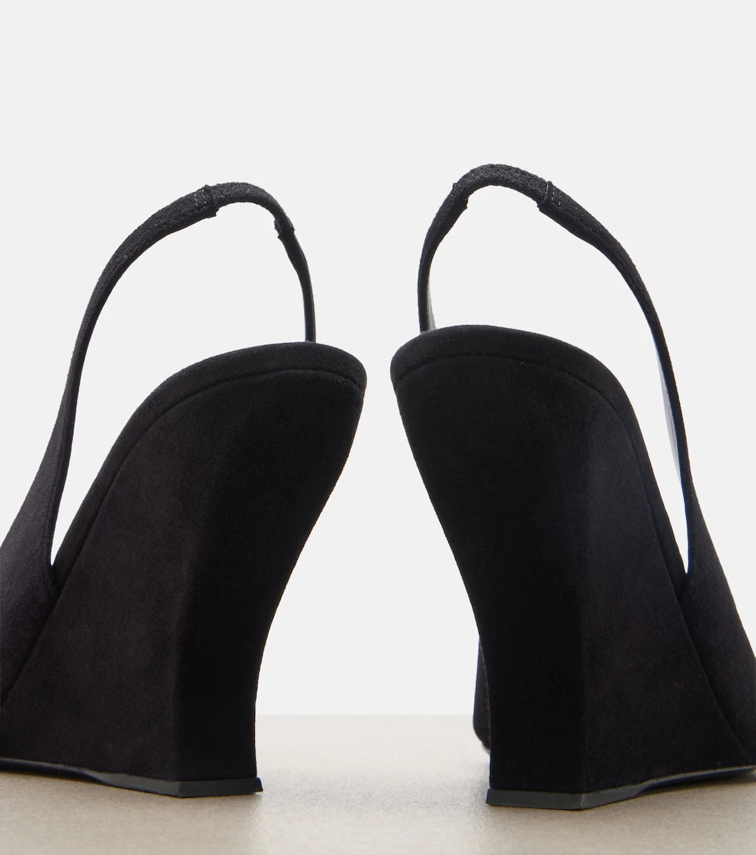 Alaïa - Suede wedge slingback pumps