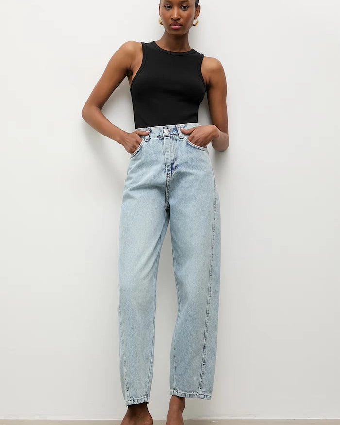 Answear.LAB kadın mom fit jean