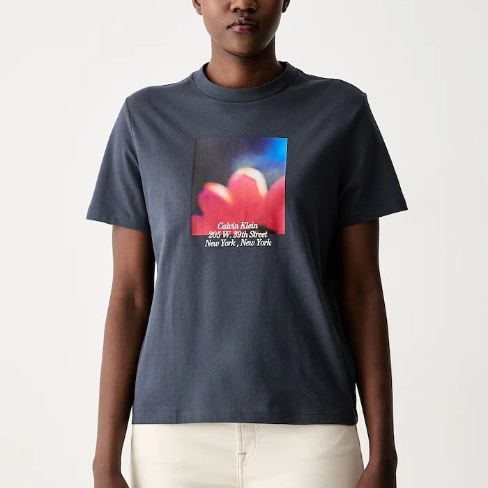 Calvin Klein Jeans kadın pamuklu tişört