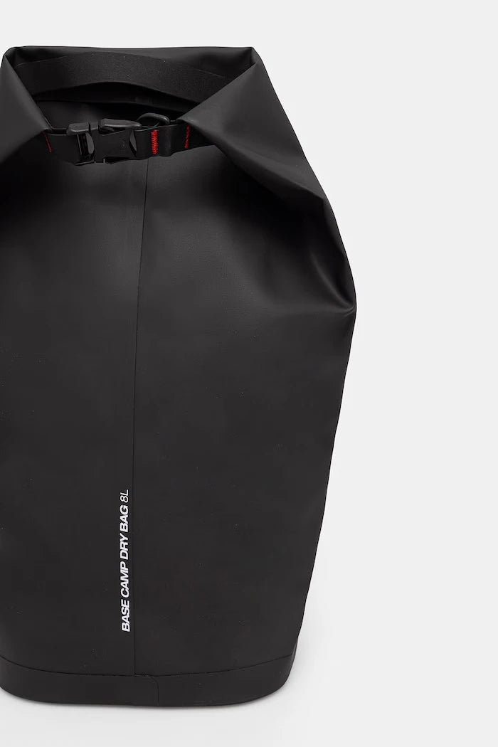 The North Face водоустойчив калъф BASE CAMP DRY BAG 8L