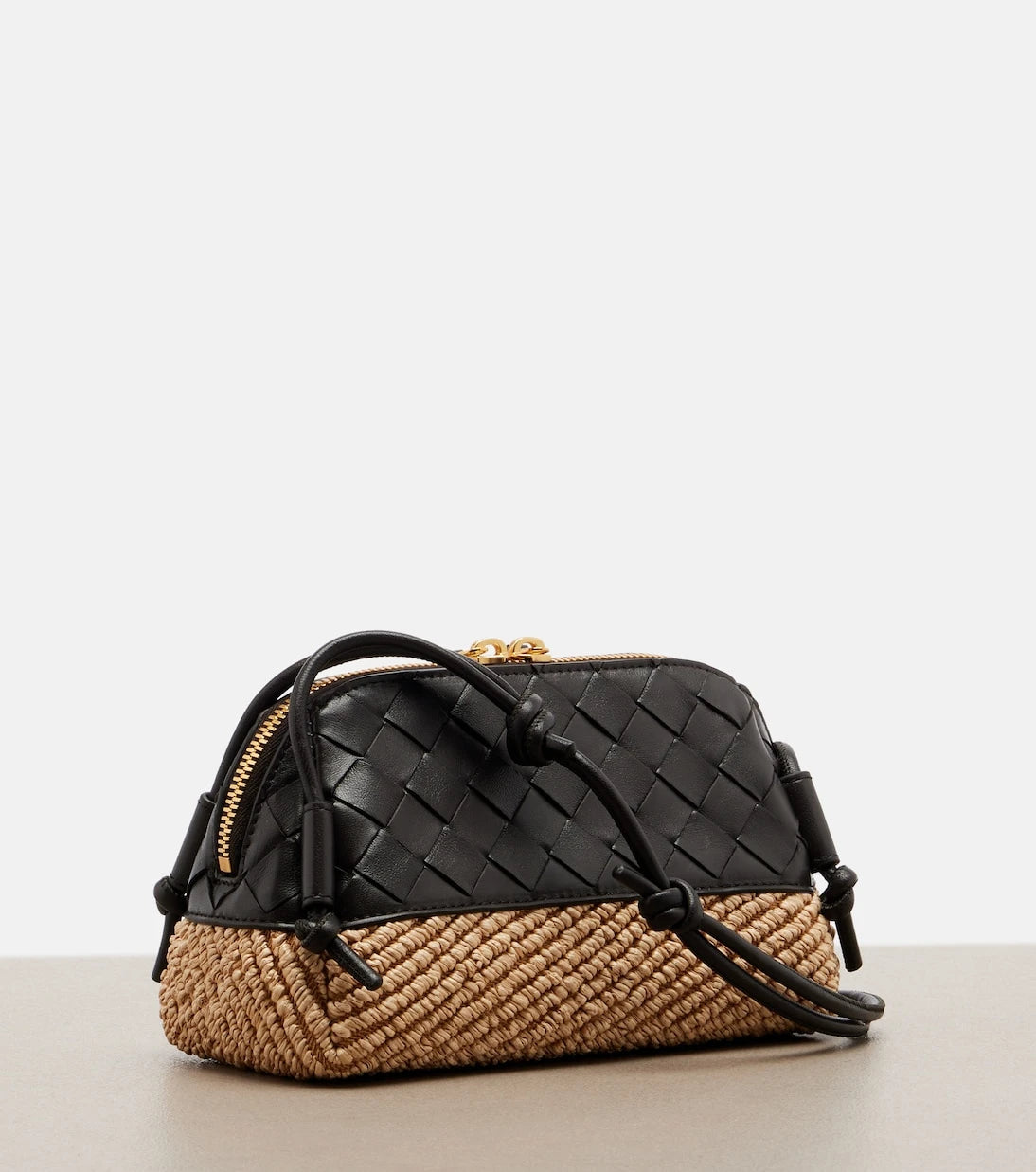 Bottega Veneta - Concert leather and raffia shoulder bag