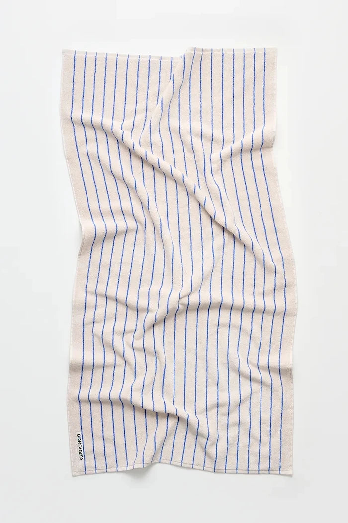 Bongusta orta boy pamuklu havlu 70 x 140 cm