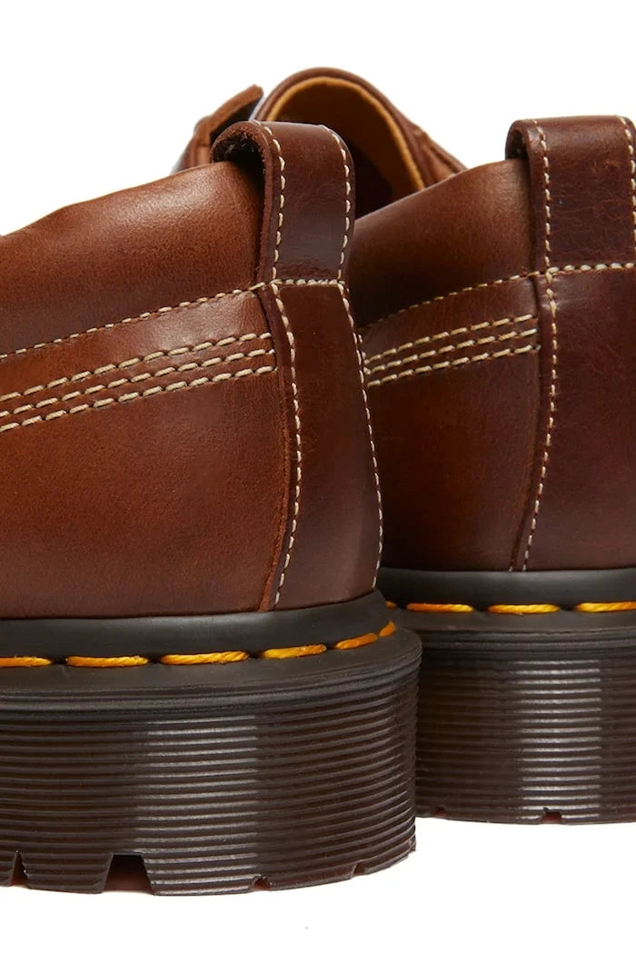 Кожени половинки обувки Dr. Martens Lowell
