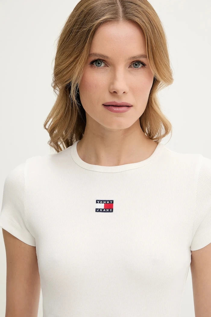 Tommy Jeans kadın pamuklu elastan tişört