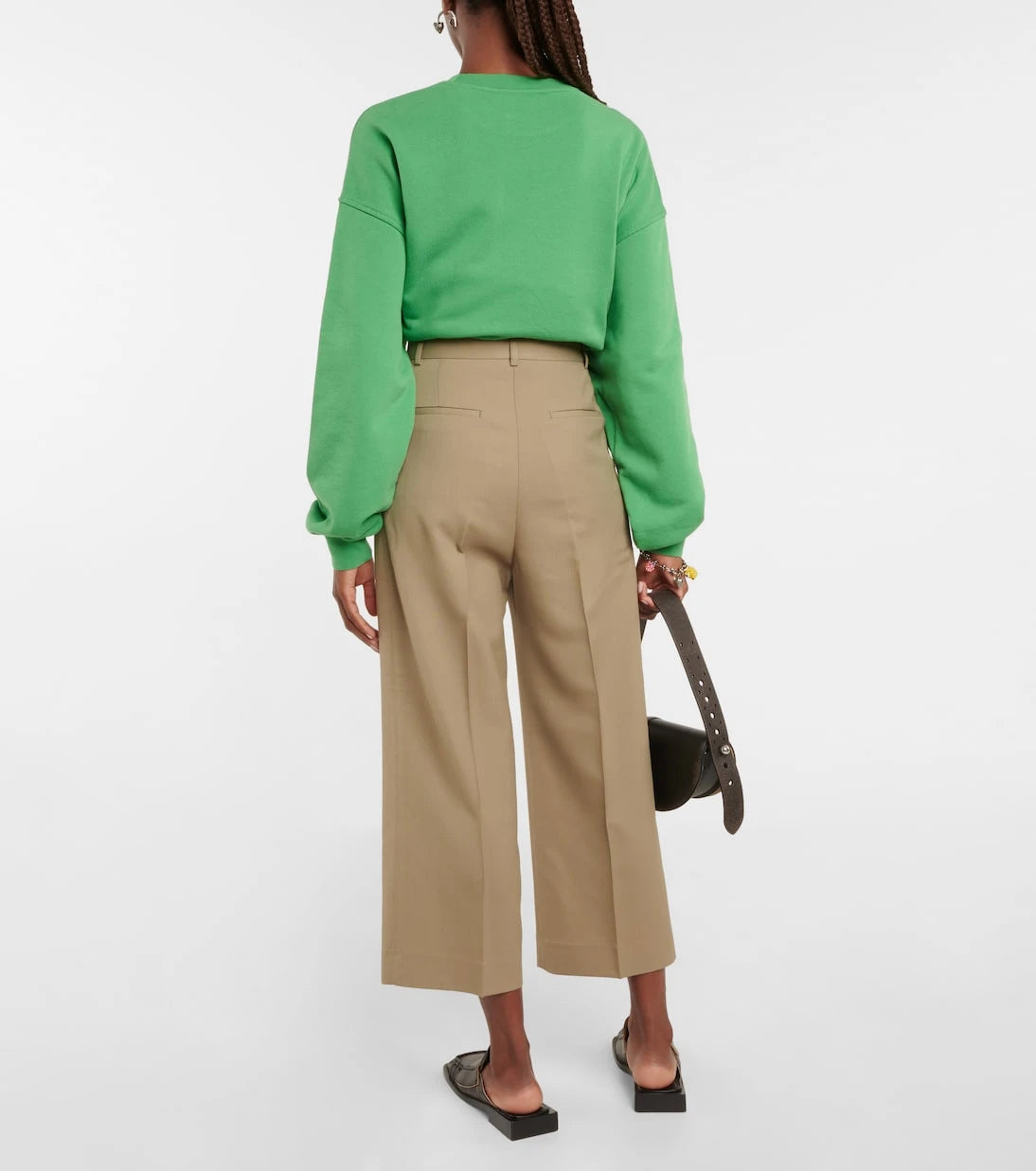Acne Studios - بنطال قصير مطوي بقصة خصر مرتفعة