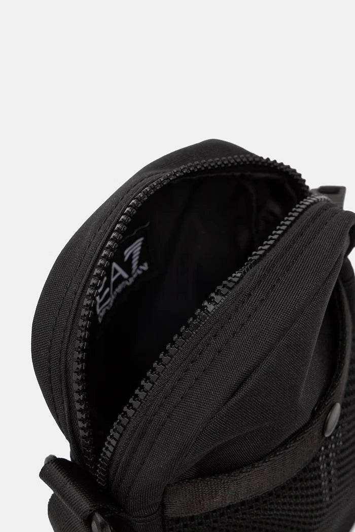 EA7 Emporio Armani чанта за рамо
