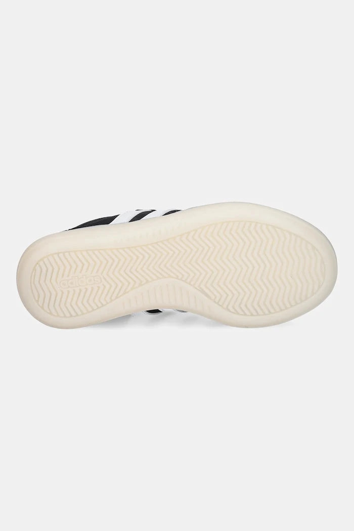 Детски маратонки adidas BARREDA DECODE
