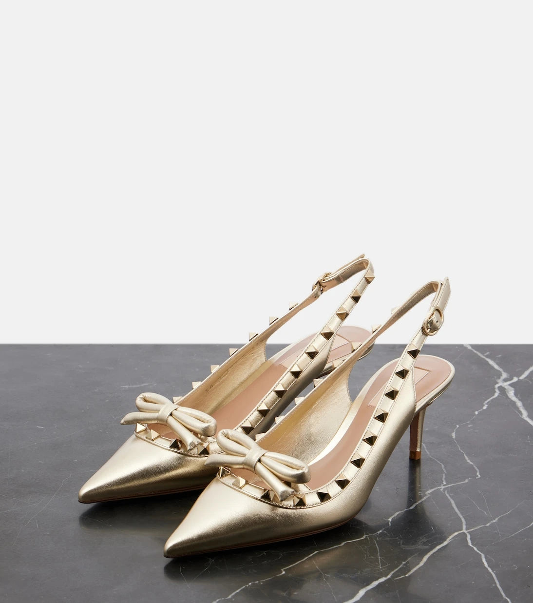 Valentino Garavani - Rockstud Bow leather slingback pumps