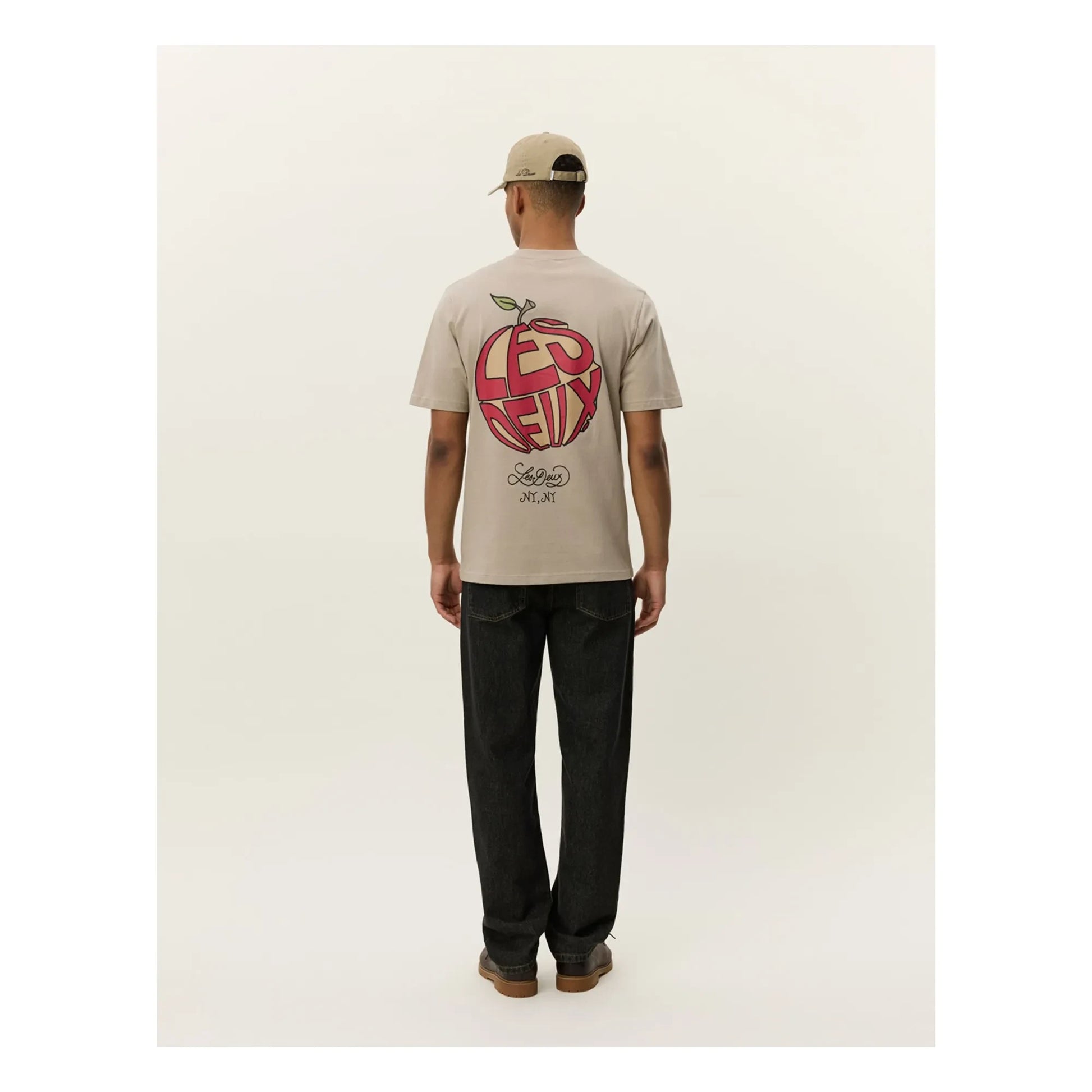 Les Deux - Orchard T-Shirt  | Dark Beige