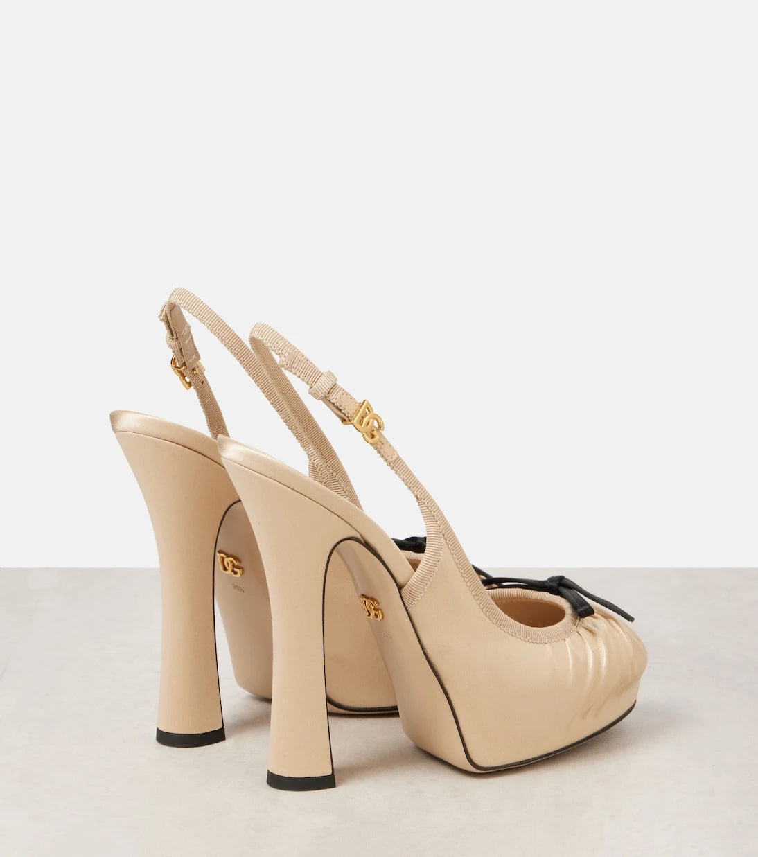 Dolce&Gabbana - حذاء Vally Slingback بكعب سميك من الساتان