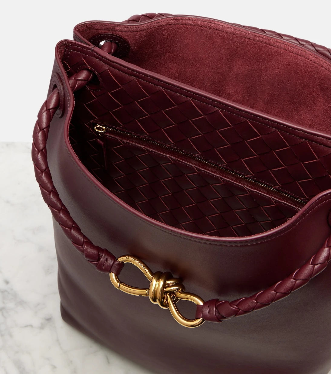 Bottega Veneta - Andiamo Small leather bucket bag