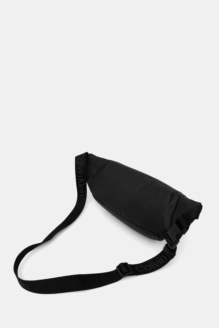 Чанта за кръст Calvin Klein