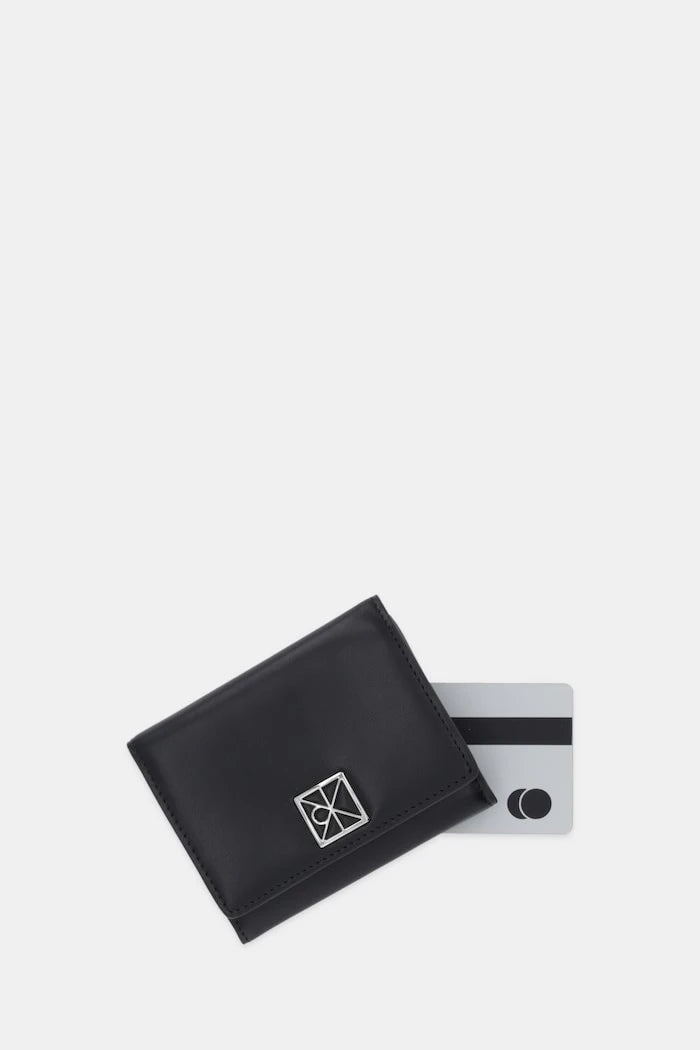 Кожен портфейл Calvin Klein