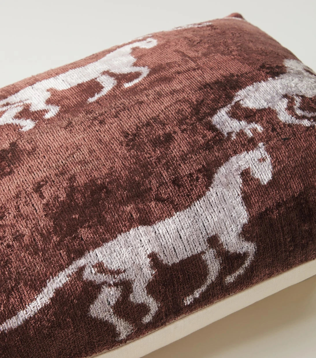 Les-Ottomans - Silk and cotton velvet cushion