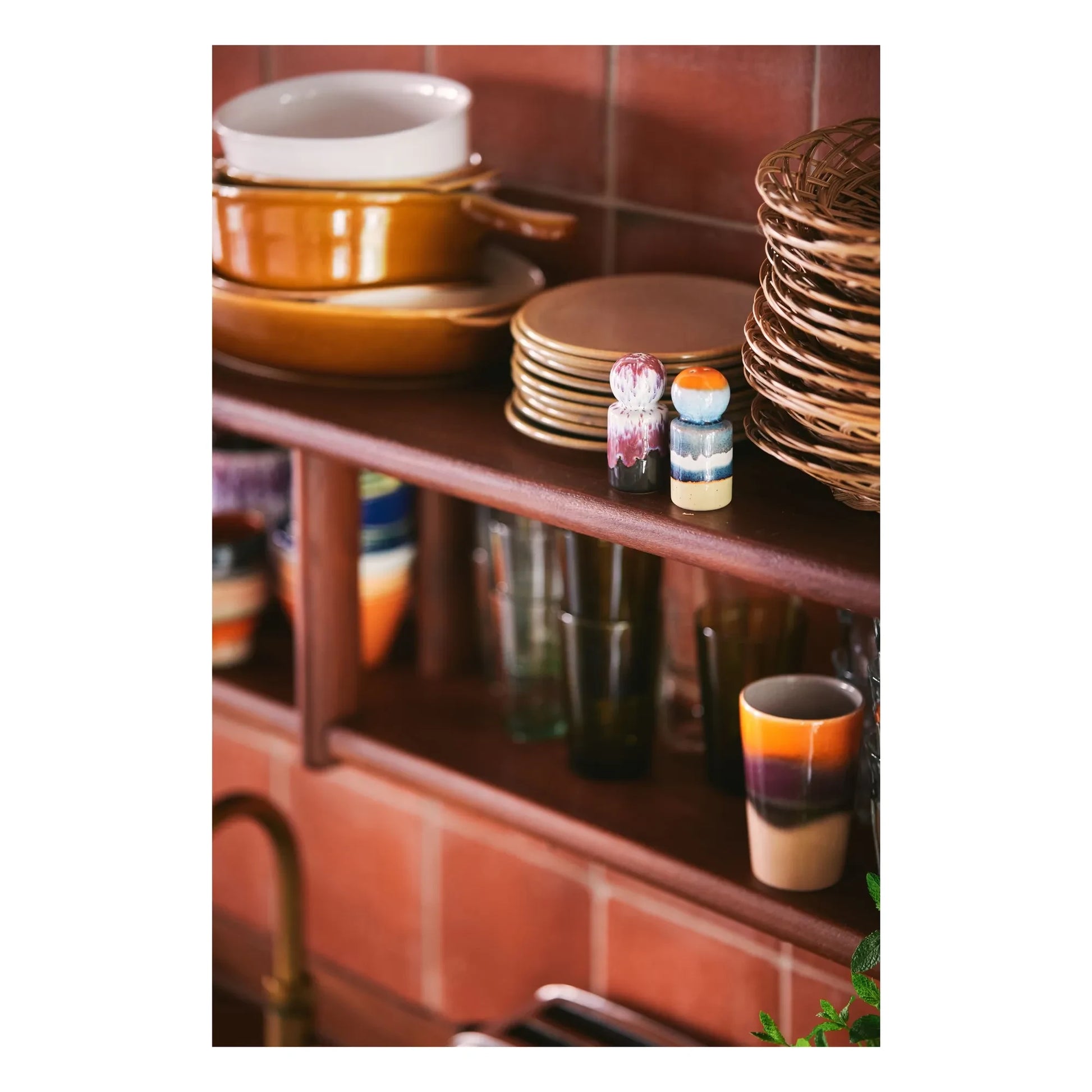 HKliving - Stoneware salt and pepper set