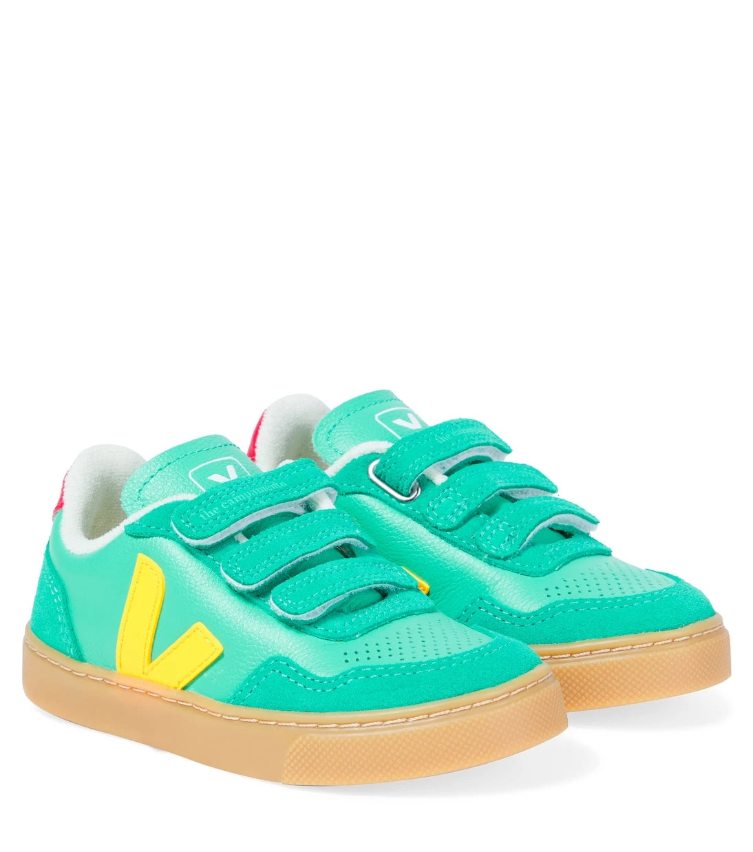 Veja Kids - حذاء رياضي V-90 جلدي بالتعاون مع The Campamento