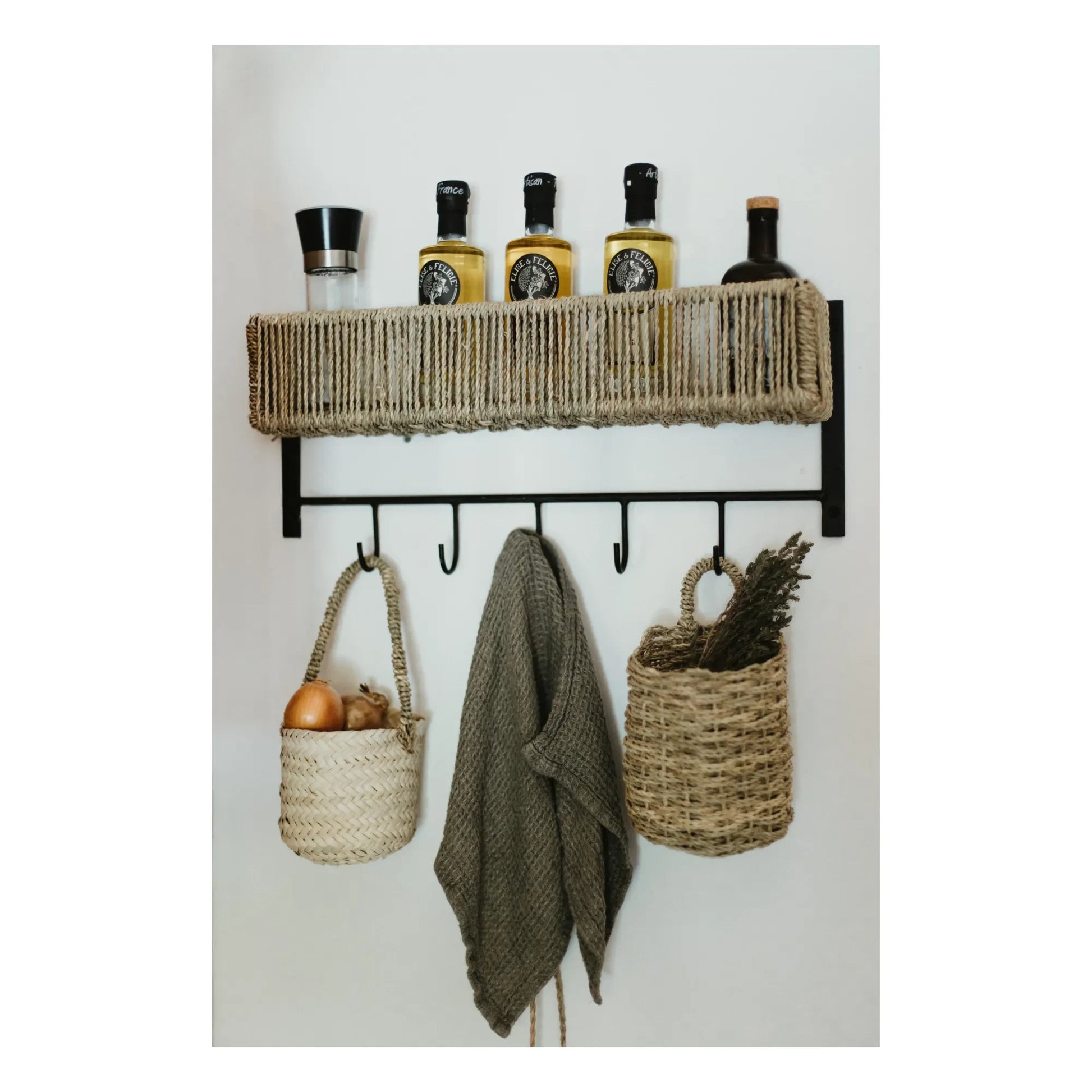 Cosydar - Metal and Palm Leaf Shelf | Black