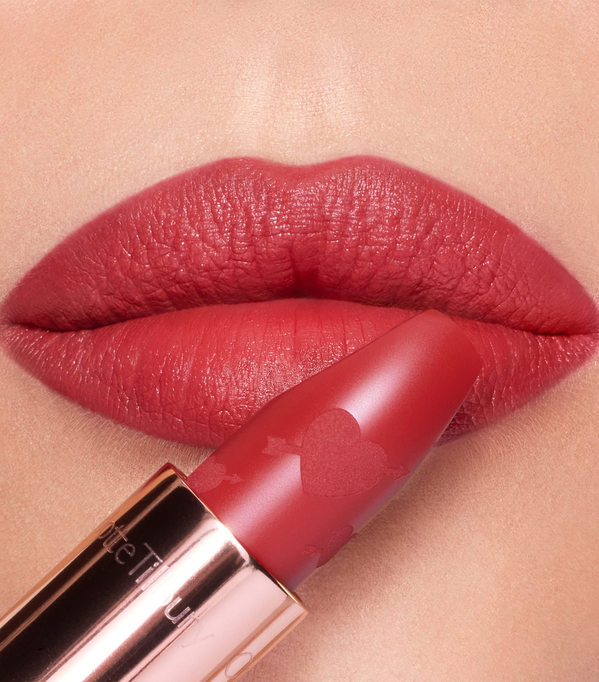 Pillow Talk K.I.S.S.I.N.G Lipstick