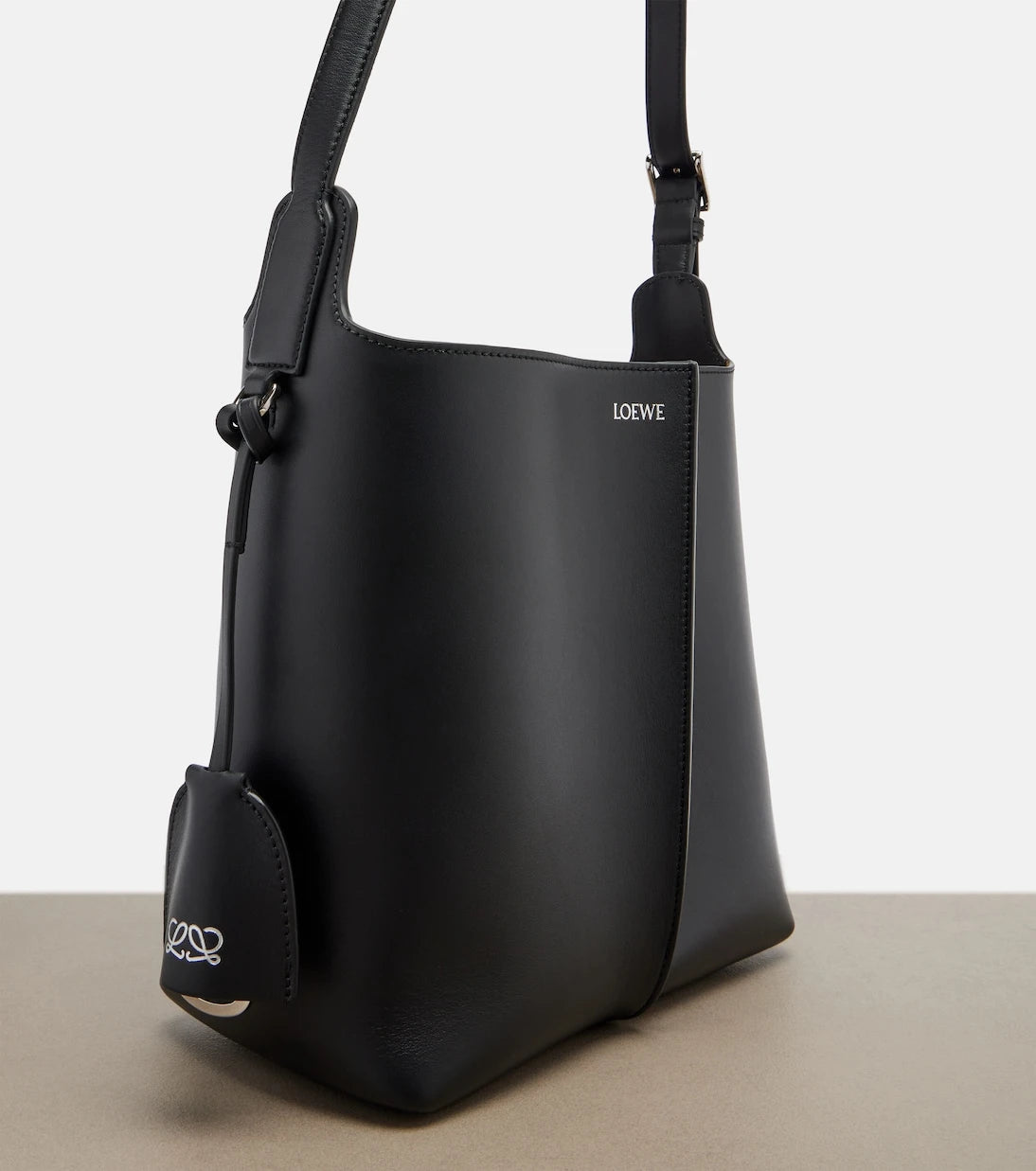 Loewe - Bilbao Medium leather tote bag