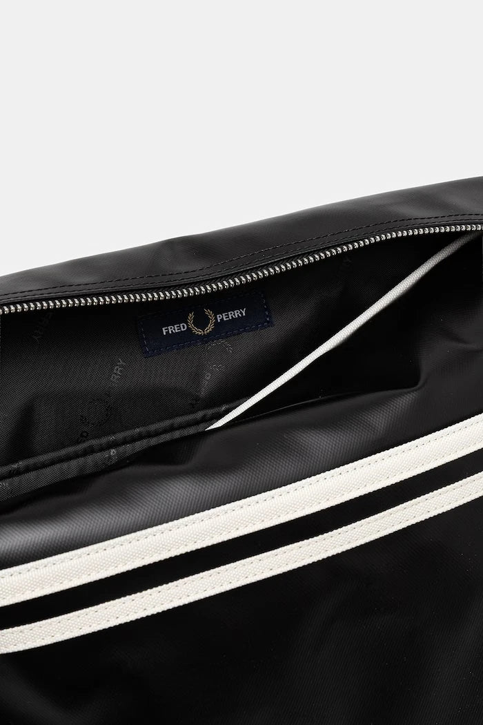Чанта Fred Perry