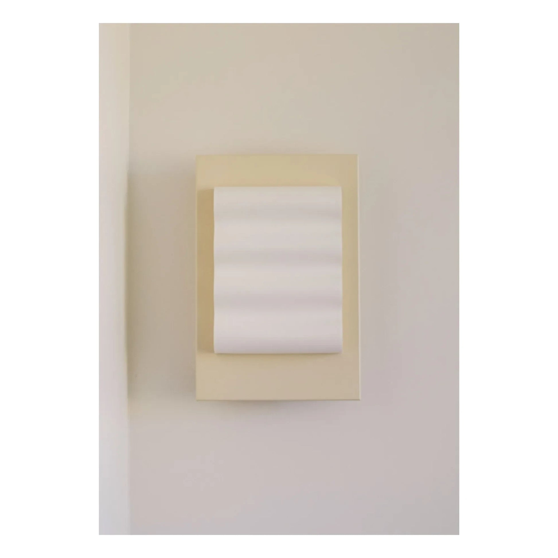 Violaine d'Harcourt - Frame wave wall lamp | Off-White