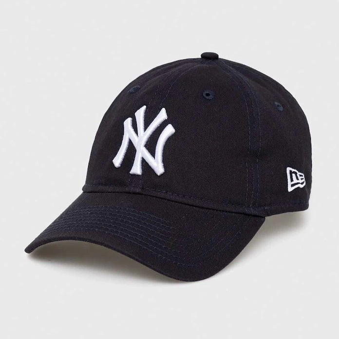 Памучна шапка с козирка New Era