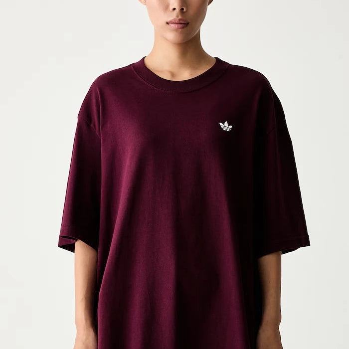 adidas Originals kadın pamuklu Essentials tişört