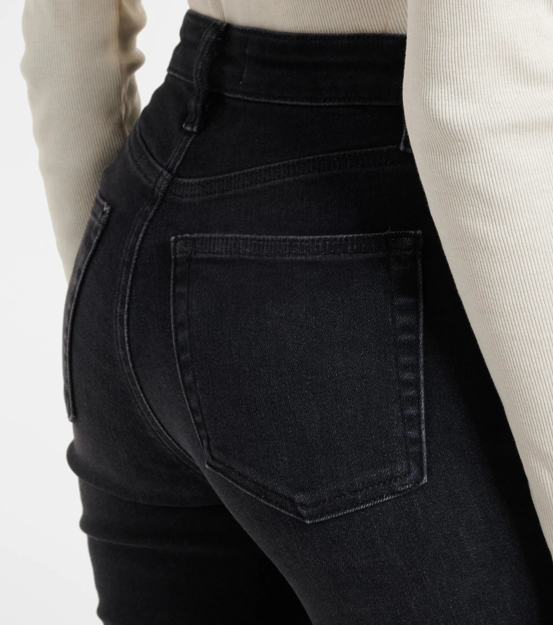 Frame - The Pencil Crop slim jeans